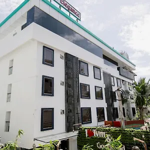 **** Hotel Goodland Elegance India